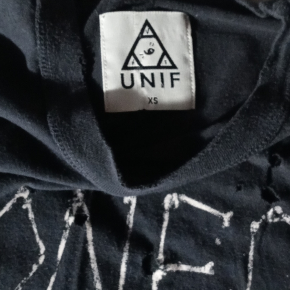 Unif - Picture 2 of 2